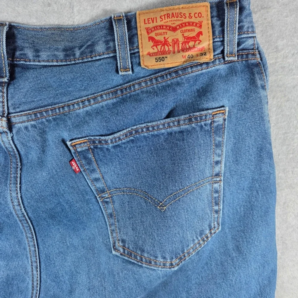 Levi's 550 Relaxed Fit Men's 40x32 Blue Medium Wash Denim Jeans W40 L32